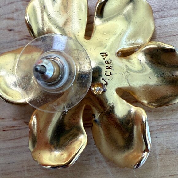 J.Crew Enamel Pansy Post Earrings White & Gold Flower Crystal Center - Picture 8 of 9